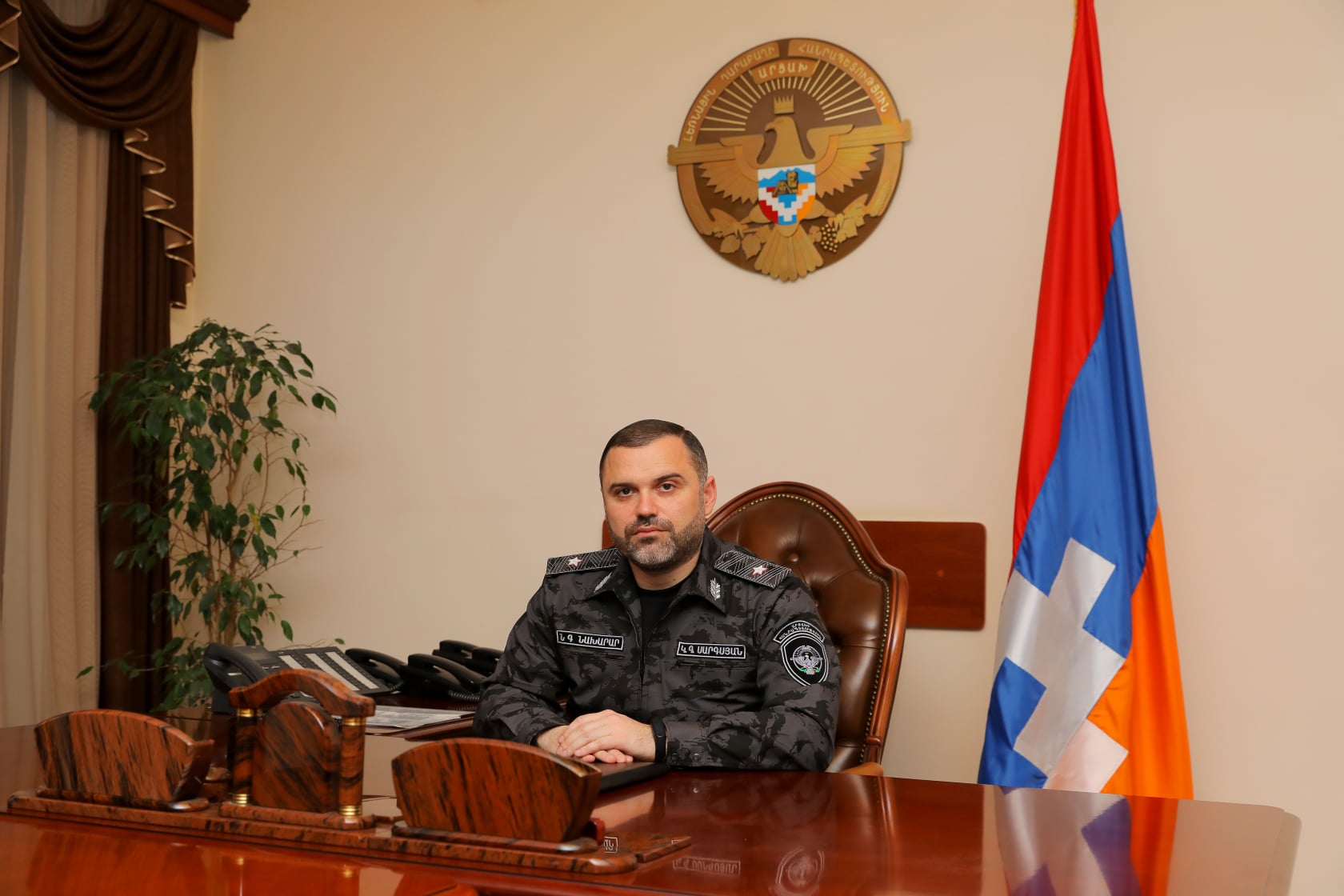 Արցախի ՆԳ նախարարը շնորհավորել է ՀՀ ոստիկաններին մասնագիտական տոնի առթիվ