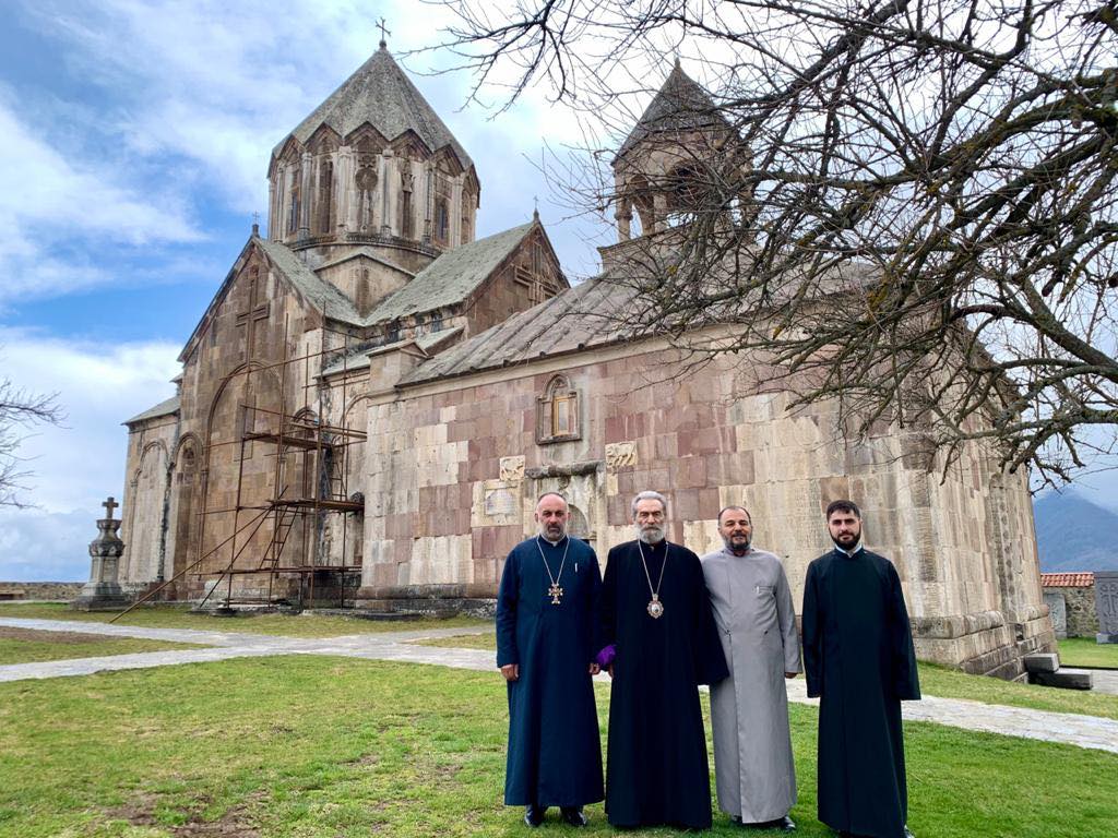 Պարգև արքեպիսկոպոսն ու Արցախի թեմի առաջնորդն այցելել են Գանձասարի վանք