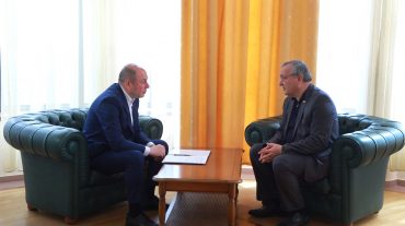 Արցախում քննարկվել են պատերազմական գործողությունների հետևանքով հարկ վճարողների մոտ առաջացած խնդիրների կարգավորման հետ կապված հարցեր