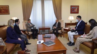Արա Այվազյանը հանդիպում է ունեցել Ֆրանսիայի Վիլյորբան քաղաքի նախկին քաղաքապետի հետ