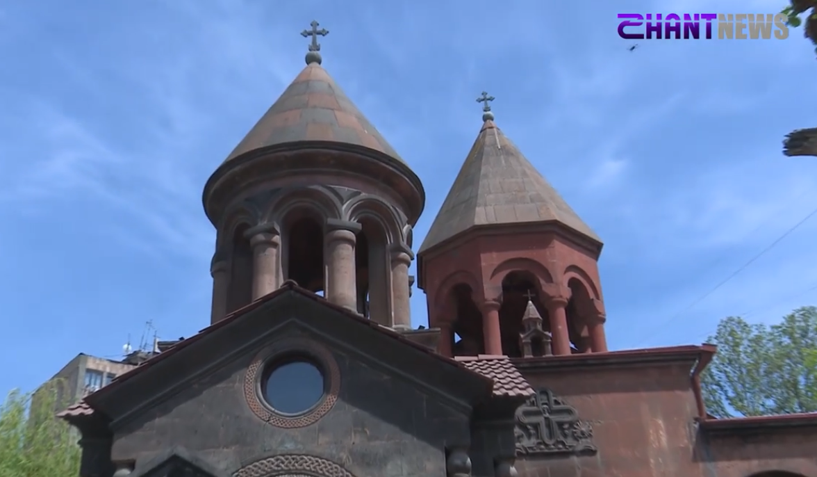 Զորավոր Սուրբ Աստվածածին եկեղեցու բակում բացված հուշարձանը նվիրված է 44-օրյա պատերազմում ընկած հերոսներին