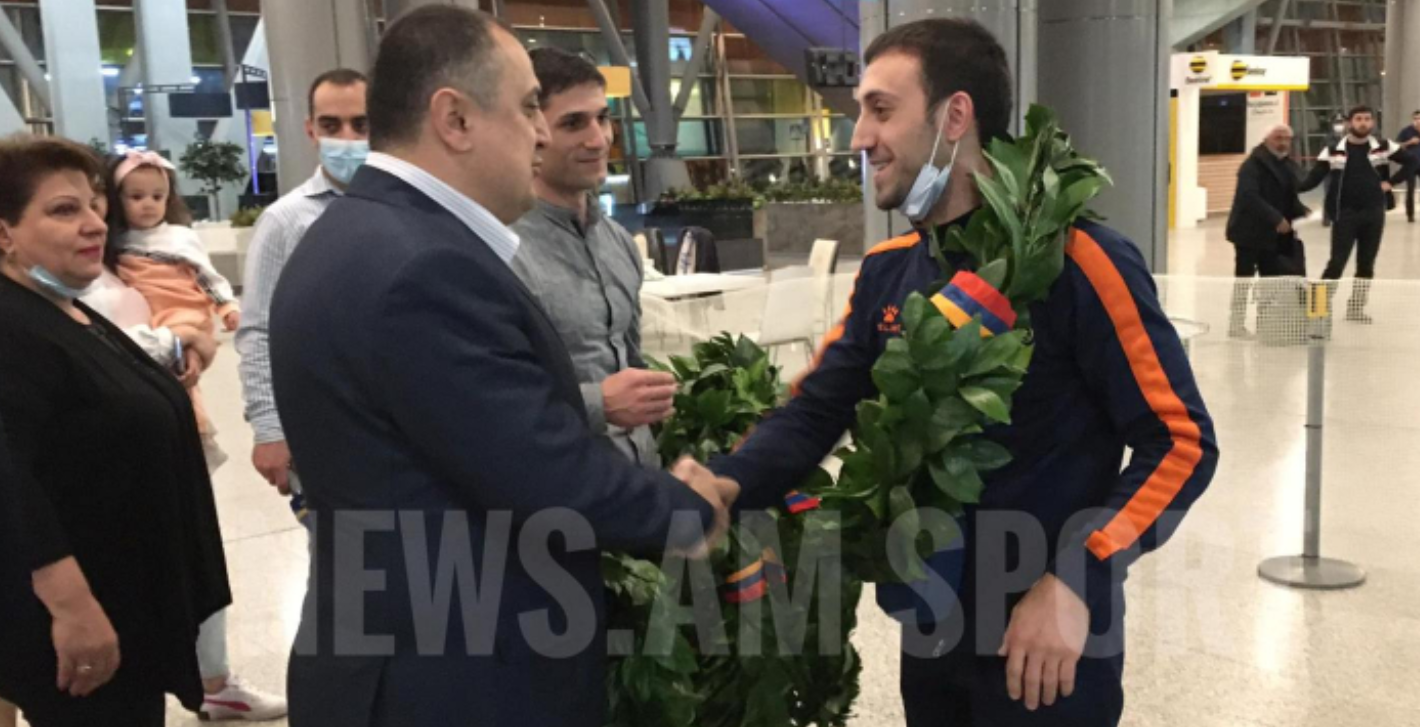 «Պատերազմից հետո, ասես, պարտավորված ենք մեդալ նվաճել». մարմնամարզության հավաքականը վերադարձել է Եվրոպայի առաջնությունից