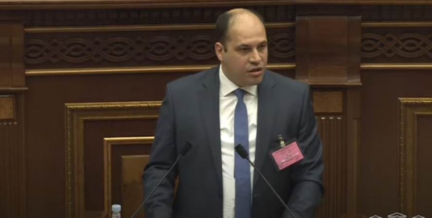 ԱԺ-ը դեմ քվեարկեց ՀԾԿՀ անդամի պաշտոնում «Իմ քայլի» առաջադրած թեկնածուին