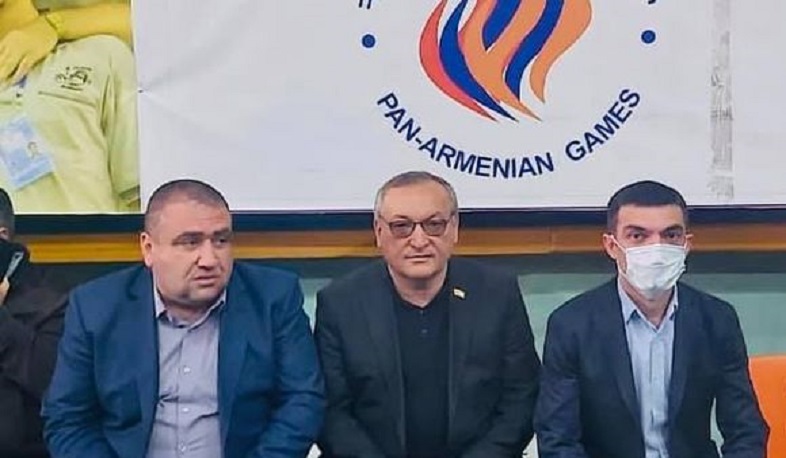 Արցախի ԱԺ նախագահը Երևանում մասնակցել է Քիք-Բոքսինգի ուժեղագույն ակումբների առաջնության բացման արարողությանը