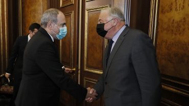 Վարչապետն առանցքային է համարում Արցախի ճանաչման մասին Ֆրանսիայի Սենատի ընդունած բանաձևը. Նիկոլ Փաշինյանը հանդիպել է Ժերար Լարշեին