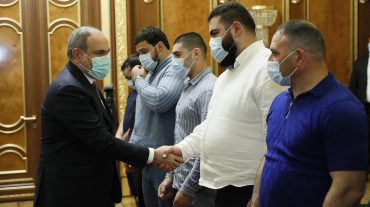 «Հաղթանակի այն զգացողությունը, որ պատճառեցիք Հայաստանի ժողովրդին, կրկնակի ավելի մեծ արժեք ունի». Նիկոլ Փաշինյանը՝ տիտղոսակիր մարզիկներին