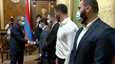 Նիկոլ Փաշինյանը կառավարությունում հյուրընկալել է ծանրամարտի և ազատ ոճի ըմբշամարտի Հայաստանի հավաքականների անդամներին