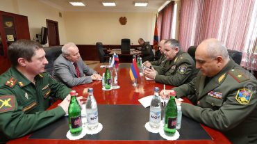 ՀՀ ԶՈՒ Գլխավոր շտաբի պետն ընդունել է ՌԴ դեսպանին