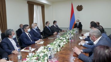 Փոխվարչապետ Տիգրան Ավինյանը ներկայացրել է նորանշանակ նախարար Հայկ Չոբանյանին