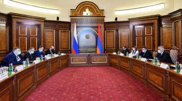 Երևանում ՀՀ և ՌԴ փոխվարչապետները քննարկել են Արցախի բնակիչներին ուղղված հումանիտար աջակցության հարցերը