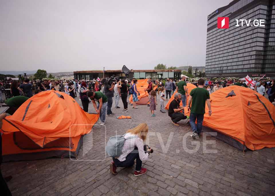 Թուրքական ընկերության կողմից «Նամախվան ՀԷԿ»-ի կառուցման դեմ բողոքողները սկսել են վրաններ տեղադրել Թբիլիսիում