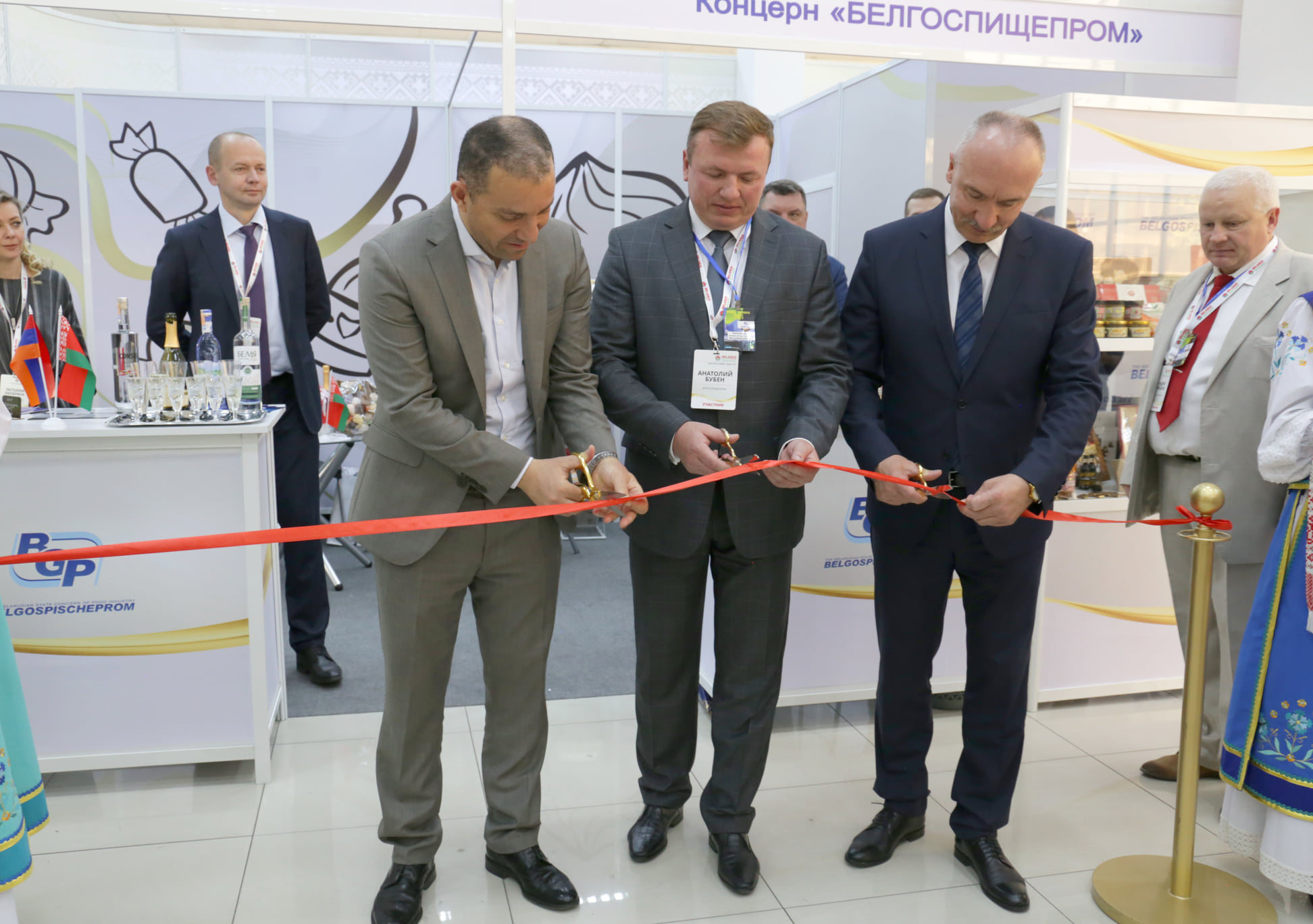 Վահան Քերոբյանը մասնակցել է «Food & Drinks EXPO-2021» 20-րդ միջազգային մասնագիտացված ցուցահանդեսի բացմանը