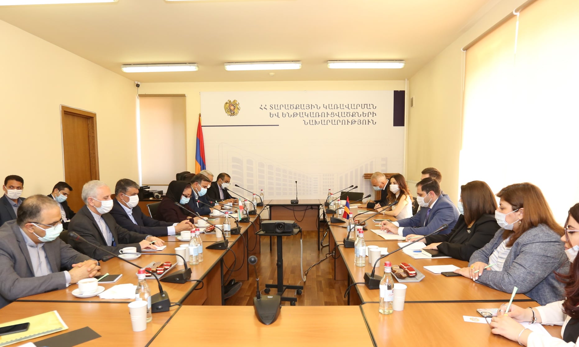 Սուրեն Պապիկյանն ընդունել է Իրանի ճանապարհաշինության և քաղաքաշինության նախարարի գլխավորած պատվիրակությանը