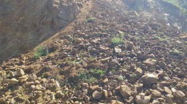 Մեղրի – Քաջարան հատվածում տեղի է ունեցել քարաթափում․ ճանապարհը դարձել է միակողմանի անցանելի