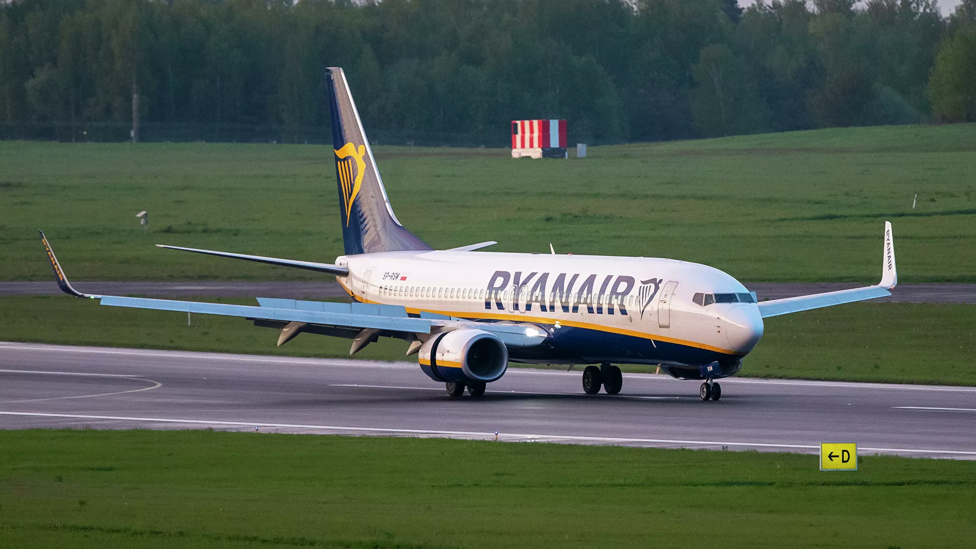 Մինսկը հրապարակել է Ryanair- ի օդաչուի վերծանված բանակցությունները դիսպետչերի հետ