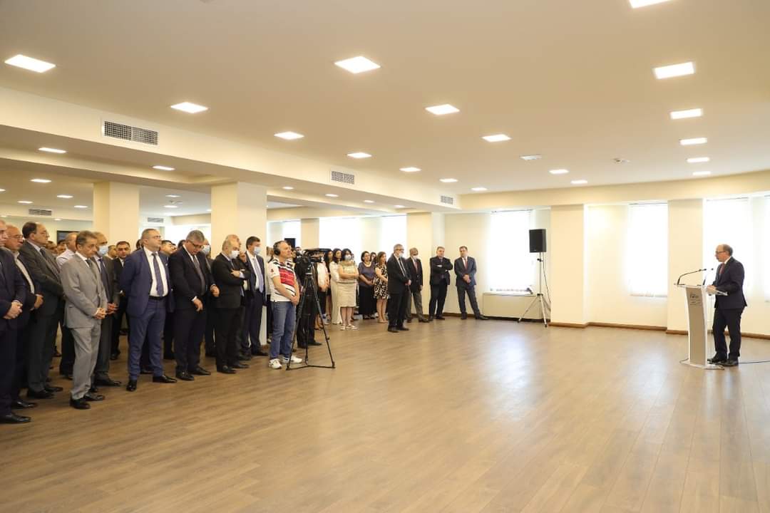 Արա Այվազյանը հրաժեշտի հանդիպում է ունեցել ԱԳՆ անձնակազմի հետ