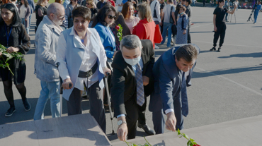 Ալեքսանդր Սպենդիարյանի հիշատակի օրը՝ վարդատունկով