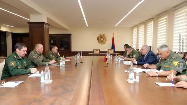Վաղարշակ Հարությունյանն ու Ալեքսանդր Դվորնիկովը քննարկել են Սյունիքում ստեղծված իրավիճակը