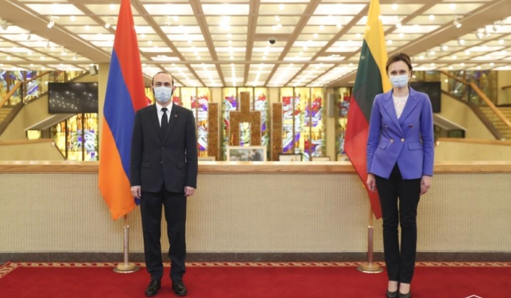 Լիտվան շարունակում է անհանգստություն հայտնել ռազմագերիների վերադարձի գործընթացի վերաբերյալ․ Սեյմասի նախագահ