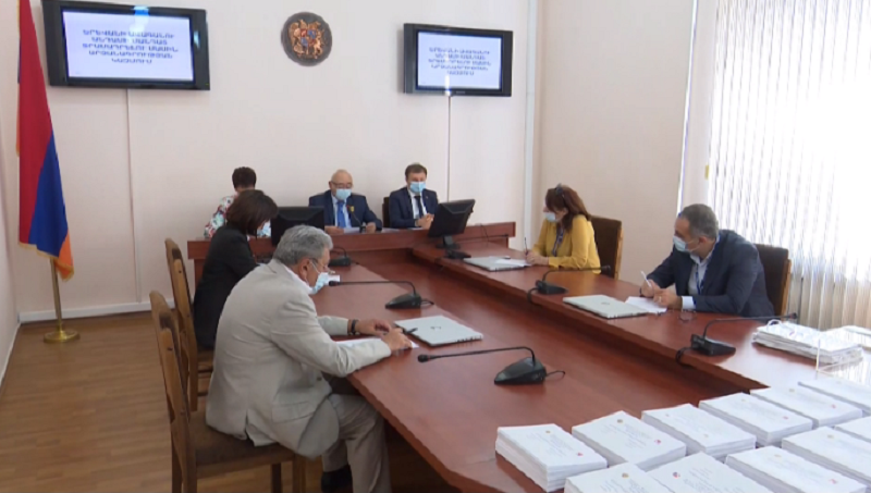 «Իմ քայլից» ավագանու անդամ ընտրված Էդգար Բարսեղյանի մանդատը տրամադրվեց ցուցակի հաջորդ թեկնածուին. ԿԸՀ նիստ