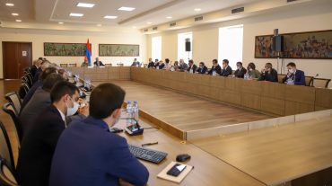 ԱԳ նախարարի տեղակալը հանդիպել է Հայաստանում հավատարմագրված դիվանագիտական ներկայացուցչությունների ղեկավարների հետ