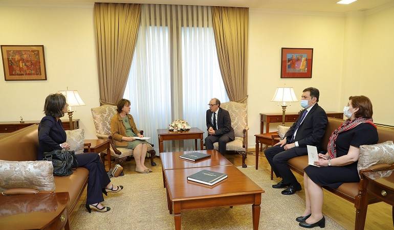 Արա Այվազյանը ՀՀ-ում Եվրոպայի խորհրդի գրասենյակի ղեկավարի հետ հանդիպմանը ընդգծել է հայ ռազմագերիների վերաբերյալ Մարդու իրավունքների եվրոպական դատարանի միջանկյալ որոշումների կատարումը