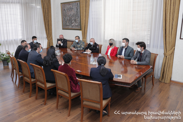 Արտակարգ իրավիճակների նախարարի պաշտոնակատարն ընդունել է ֆրանսահայ բարեգործական կազմակերպությունների պատվիրակությանը