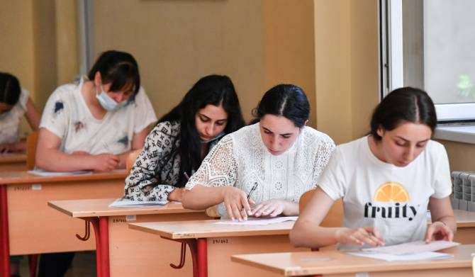 Վահրամ Դումանյանը միասնական քննությունների ընթացքը գնահատում է «լավագույն»