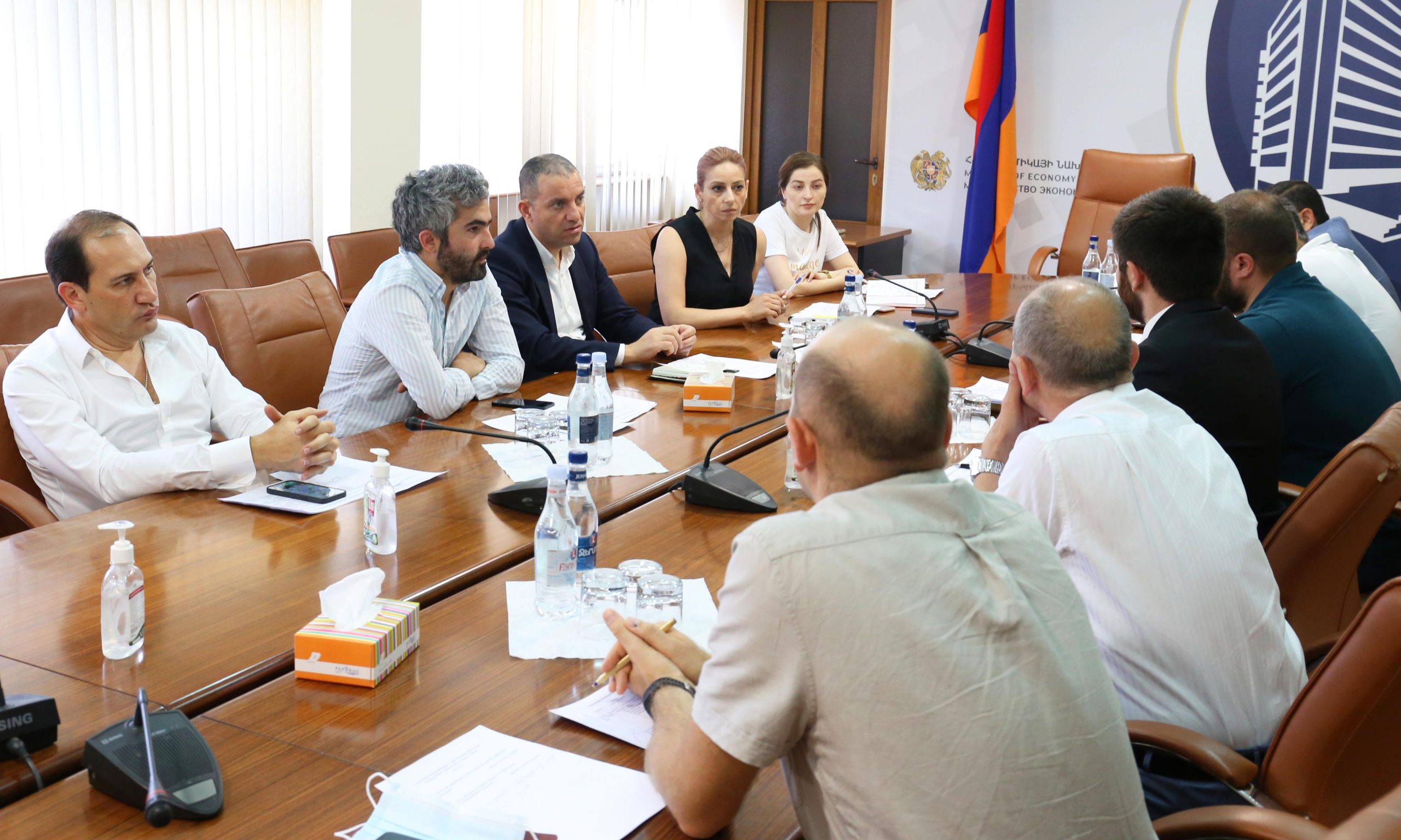 Կայացել է Հայաստանի խաղողագործության և գինեգործության հիմնադրամի հոգաբարձուների խորհրդի նիստը