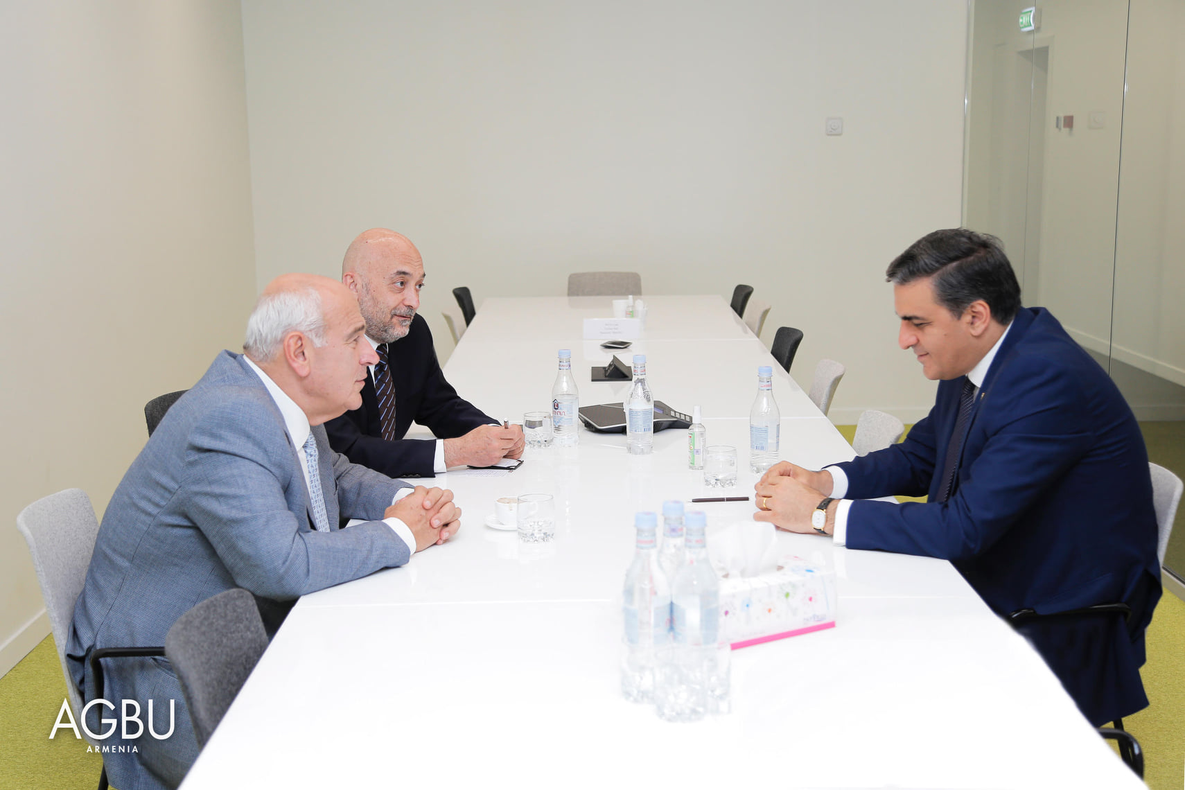 Պաշտպանը ՀԲԸՄ ղեկավար կազմի հետ քննարկել է ադրբեջանական կողմի իրականացրած պատերազմական հանցագործությունները