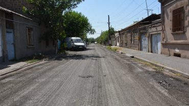 Մեկնարկել են Էջմիածին քաղաքի փողոցների ու բակերի հիմնանորոգման աշխատանքները