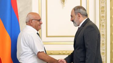 Նիկոլ Փաշինյանը հանդիպում է ունեցել Լևոն Շիրինյանի հետ