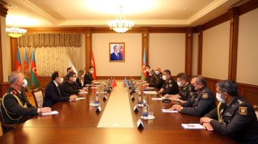 Թուրքիայի ԳՇ 2-րդ պետը հանդիպել է Ադրբեջանի պաշտպանության նախարարի հետ