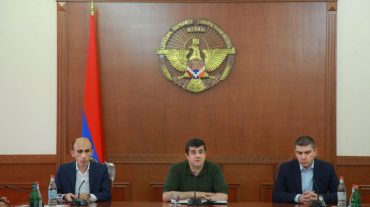 Արցախի նախագահը ներկայացրել է նորանշանակ պետնախարար Արտակ Բեգլարյանին