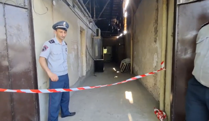 21-ամյա երիտասարդը դանակի բազմաթիվ հարվածներ է հասցրել 51-ամյա կնոջը. ոստիկանները բացահայտել են սպանությունը