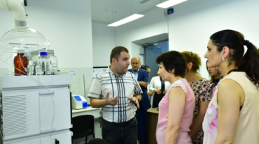«Կիրառական մանրէաբանություն». ԵՊՀ մագիստրոսական ծրագրում ներառված են գիտությունից դեպի արտադրություն ուղղորդող դասընթացներ