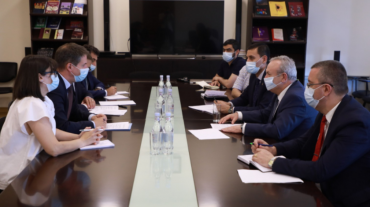 Վահրամ Դումանյանն այցելել է քննական կենտրոն