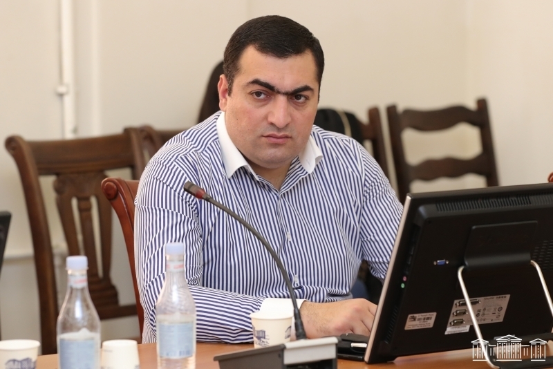 ԱԺ նախագահը ստորագրել է ԱԺ պատգամավոր Սերգեյ Ատոմյանի՝ պատգամավորի լիազորությունները դադարած համարելու մասին արձանագրությունը