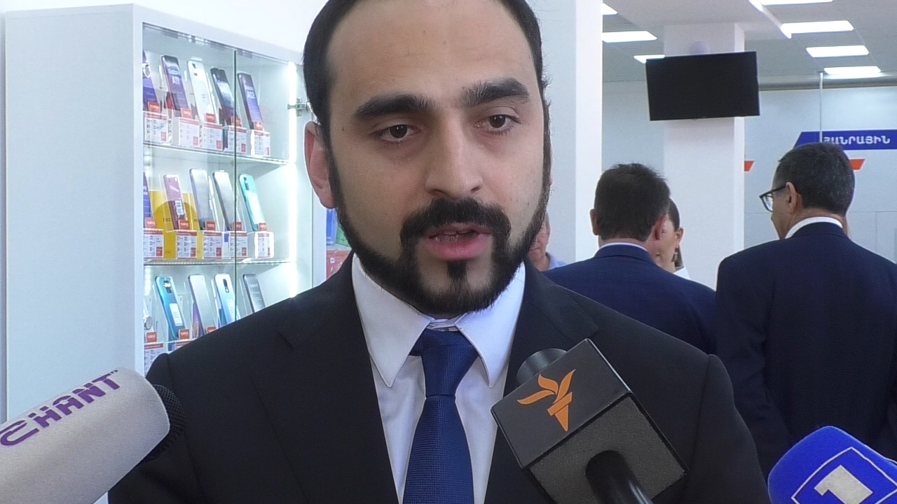 Տիգրան Ավինյանը Գյումրիում անդրադարձել է գերիների խնդրին