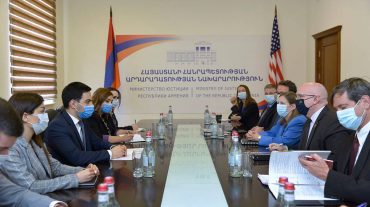 Ռուստամ Բադասյանն ընդունել է ԱՄՆ պետքարտուղարի տեղակալի պաշտոնակատար Ֆիլիպ Ռիքերի գլխավորած պատվիրակությանը