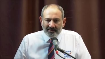 Փաշինյանը քարոզարշավի պաշտոնական մեկնարկի առաջին օրն այցելեց Արմավիրի մարզ