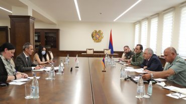 Վաղարշակ Հարությունյանը և ԿԽՄԿ պատվիրակության ղեկավարն անդրադարձել են անհետ կորած և գերության մեջ հայտնված անձանց ճակատագրերը պարզելուն ուղղված հարցերին