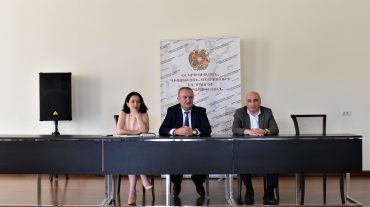 «Մեր առաջնային խնդիրը հանրակրթության միջին որակի բարելավումն է».  Վահրամ Դումանյան