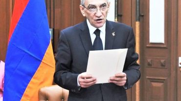 Դեսպան Բաբախանյանն իր հավատարմագրերն է հանձնել Հնդկաստանի նախագահին