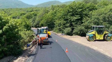 Սյունիքի մարզով անցնող մոտ 10 կմ ընդհանուր երկարությամբ երկու հատվածներում իրականացվում են հիմնանորոգման աշխատանքներ