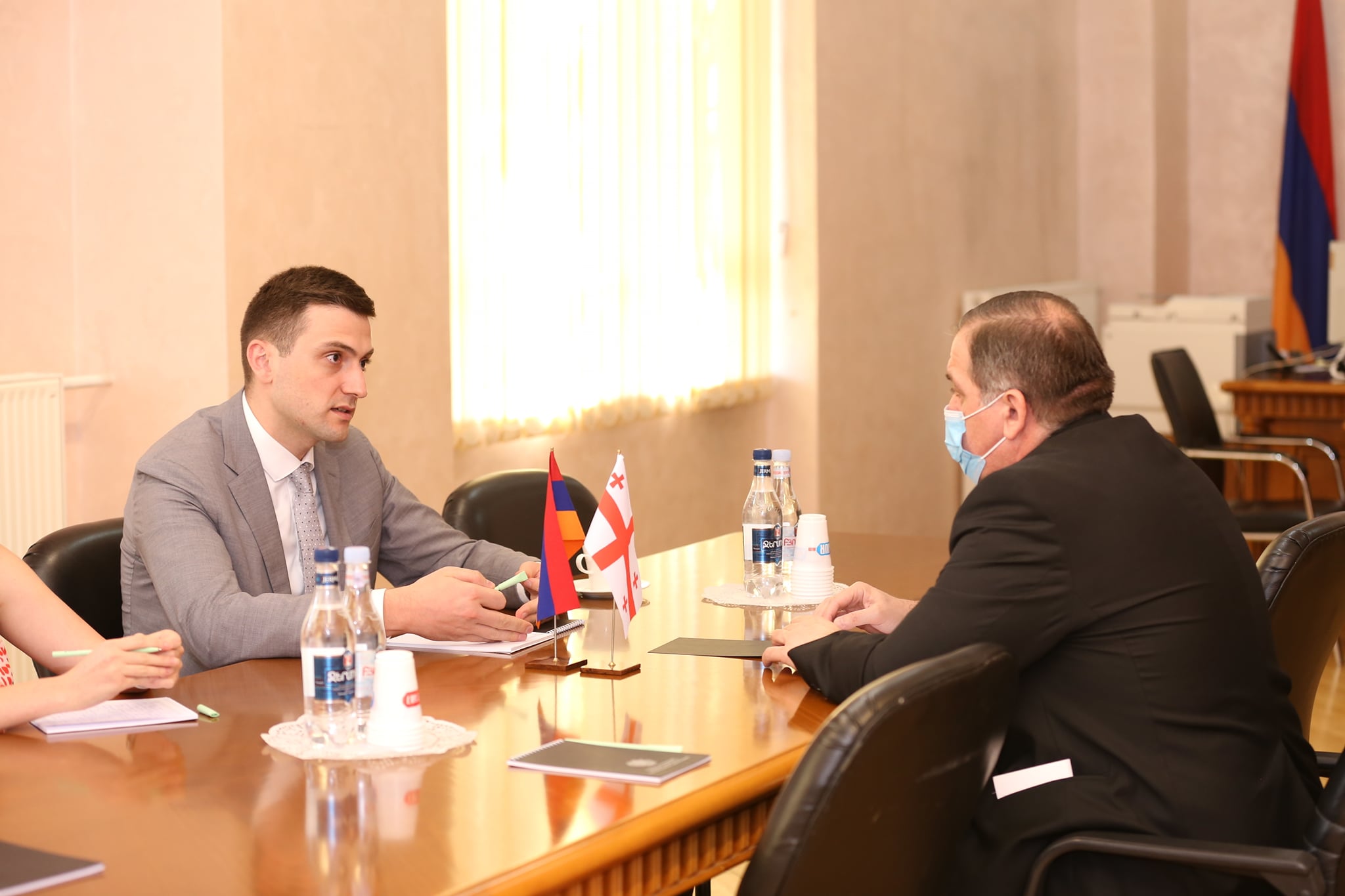 Արմեն Սիմոնյանն ընդունել է Հայաստանում Վրաստանի դեսպանին
