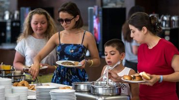 Թուրքիայում  հյուրանոցները կտուգանվեն կամ կփակվեն «շվեդական սեղաններ»-ով սնունդ ապահովելու համար