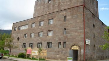 Երևանի թատրոնի և կինոյի պետական ինստիտուտի Գորիսի մասնաճյուղի գործունեությունը դադարեցվել է