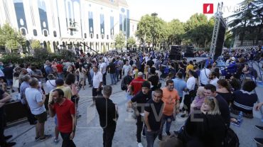 Վրաստանի խորհրդարանի դիմաց ընթանում է լրատվամիջոցների ներկայացուցիչների բողոքի ցույցը