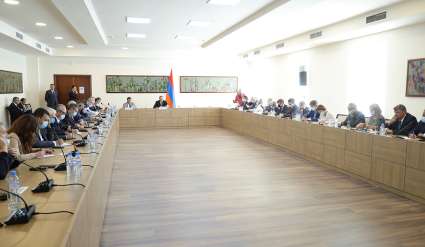 ԱԳ նախարարի պարտականությունները կատարող Արմեն Գրիգորյանն ընդունել է Հայաստանում հավատարմագրված դիվանագիտական ներկայացուցչությունների ղեկավարներին